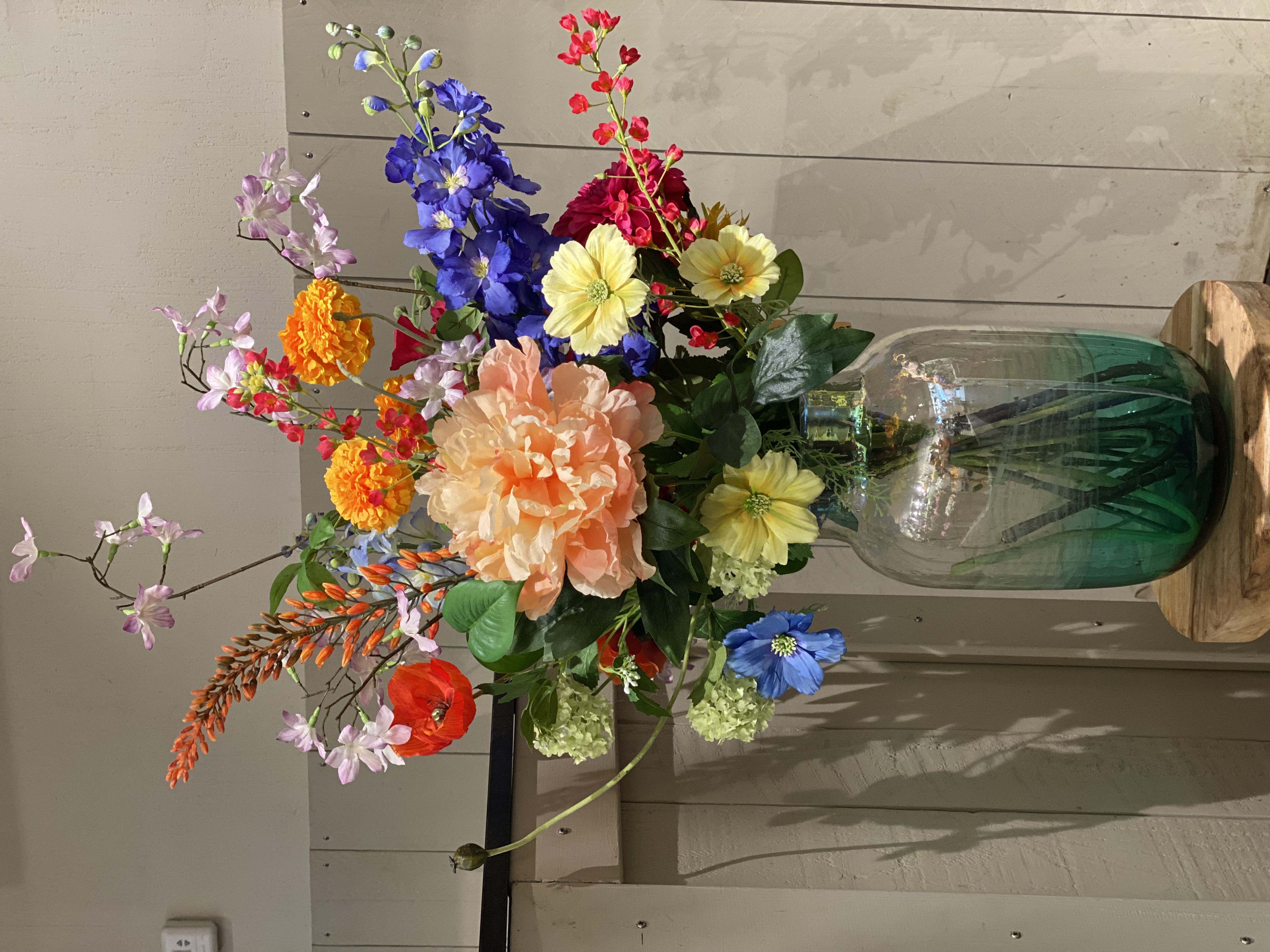 Zijdenboeket bonte bloemenmix